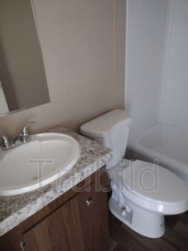 Building Photo - 92 S King Edward Ct