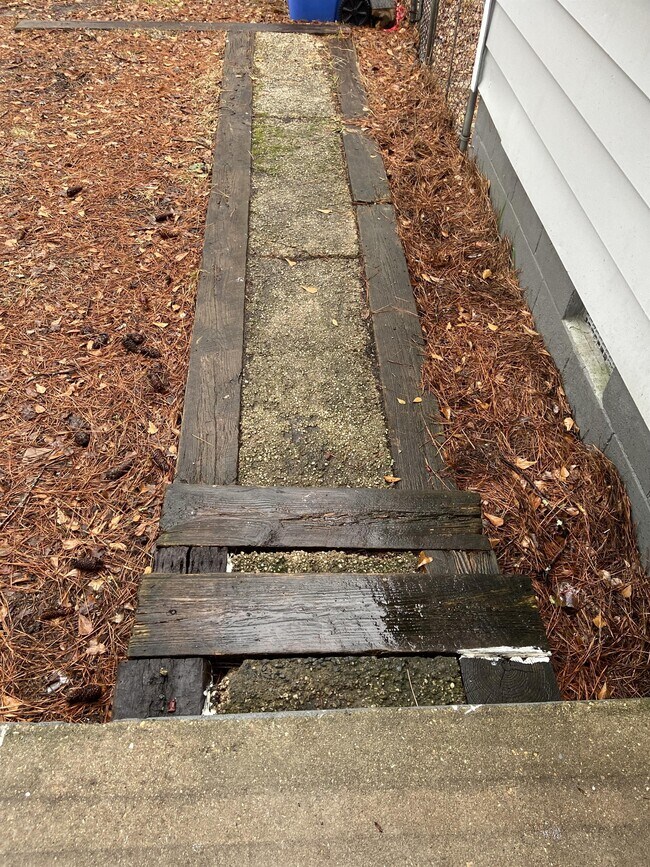 Foto del edificio - 1031 Revere St