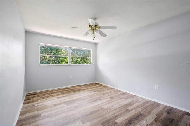 Building Photo - 1433 S Belcher Rd