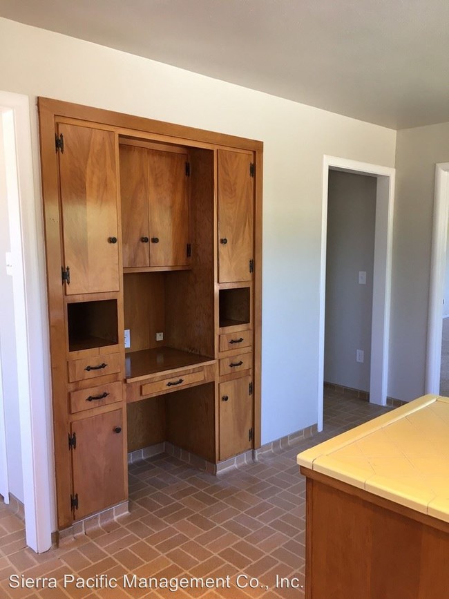 Building Photo - 3 br, 1 bath House - 294 Wildwood Road
