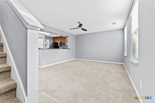 Building Photo - 320 Trestle Tree