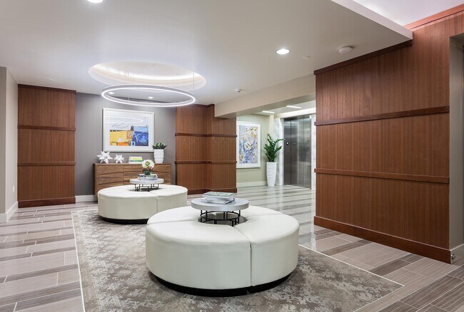 Building Photo - A 1 BR Apt That's Absolute Magic