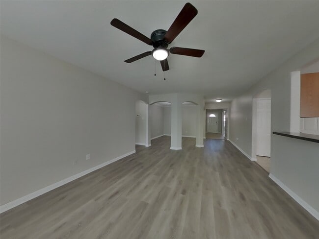 Building Photo - 12022 Green Bluff Ct