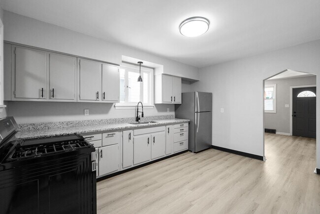 Building Photo - SECURE your spot TODAY and ENJOY $250 OFF ...