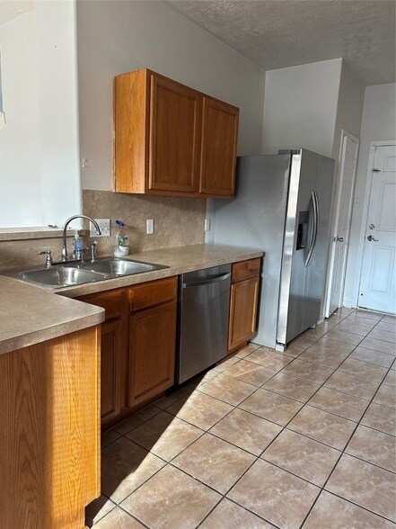 Foto del edificio - 15931 Winston Point Ln