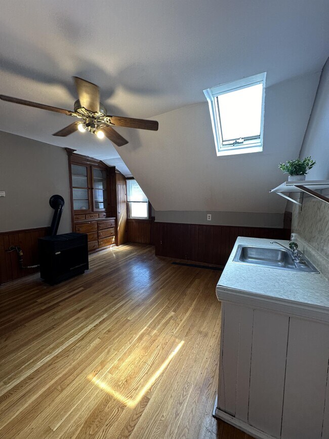 61 Ave, New Bedford, MA 02740 House Rental in New Bedford