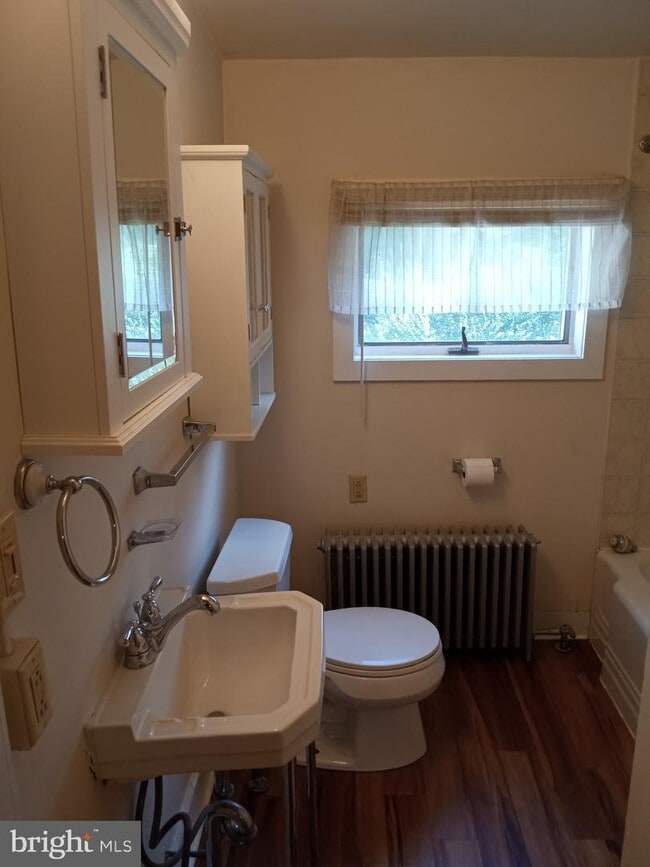 1138 E Schuylkill Rd Unit 7, Pottstown, PA 19465 Room for Rent in