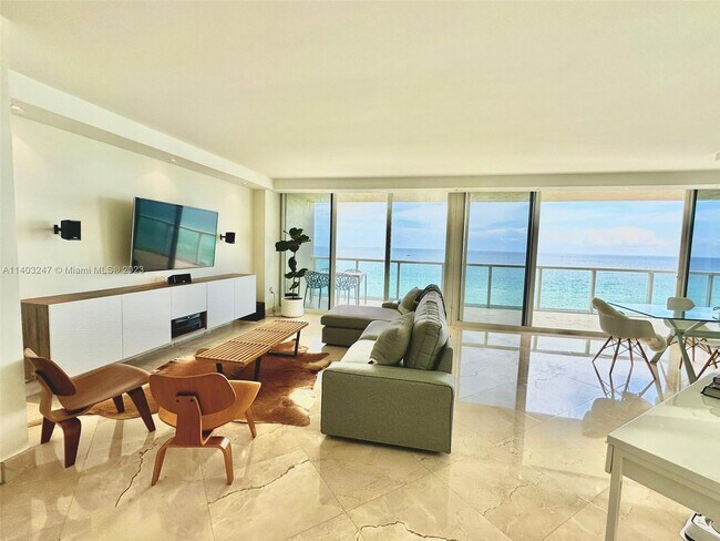Building Photo - 7330 Ocean Terrace