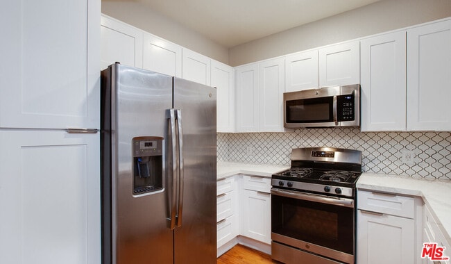Foto del edificio - 5551 W 6th St