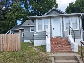 Building Photo - 110 S Wilmoth Ave