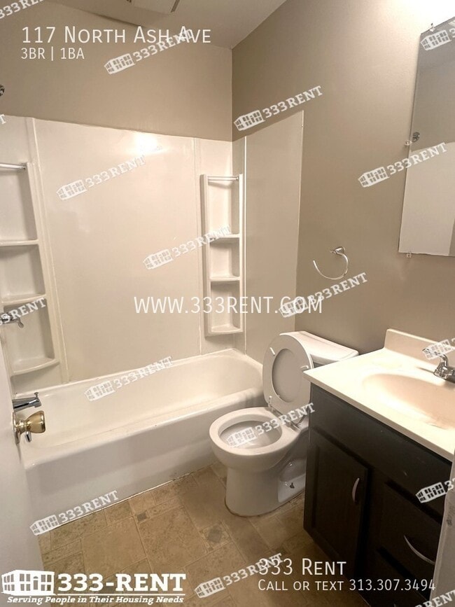 Foto del edificio - 117 N Ash Ave