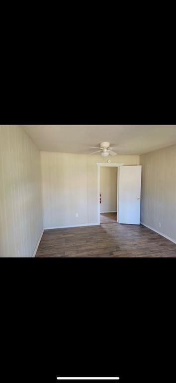 Foto del edificio - 527 W 8th St