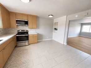 Building Photo - 3301 Santa Clara Ave