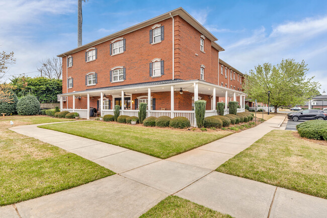 Foto del edificio - Ashton Manor at Sugar Loaf Adult 55+