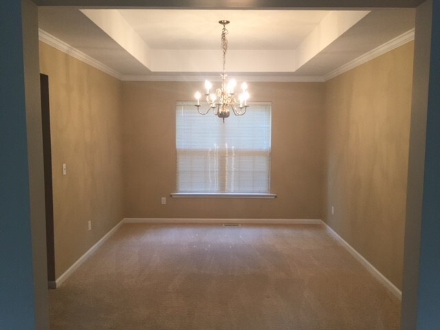 Foto del edificio - Simpsonville - 4BD+Bonus/2.5BA, 2425SF