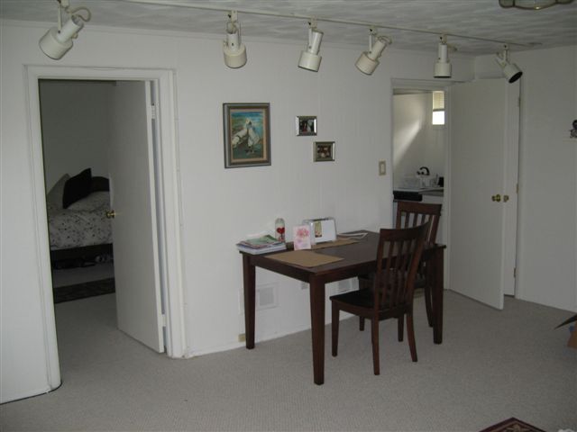 Building Photo - 5319 Pooks Hill Rd