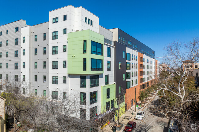 Building Photo - Rambler ATX