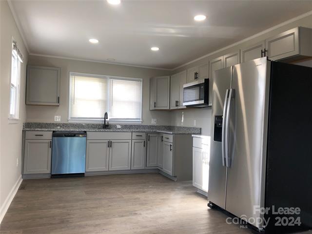 Building Photo - 117 Abernathy St