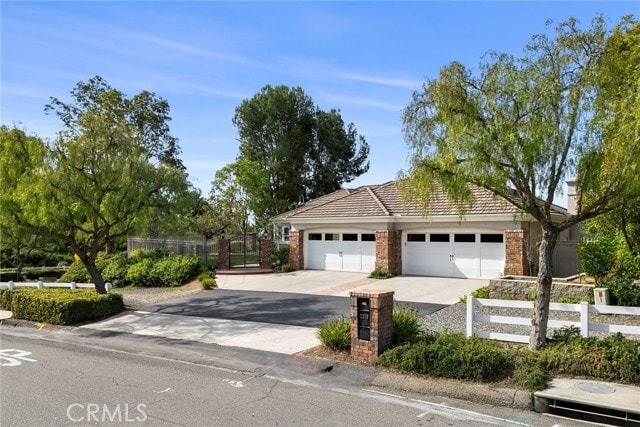 Foto del edificio - 2309 Skyline Dr