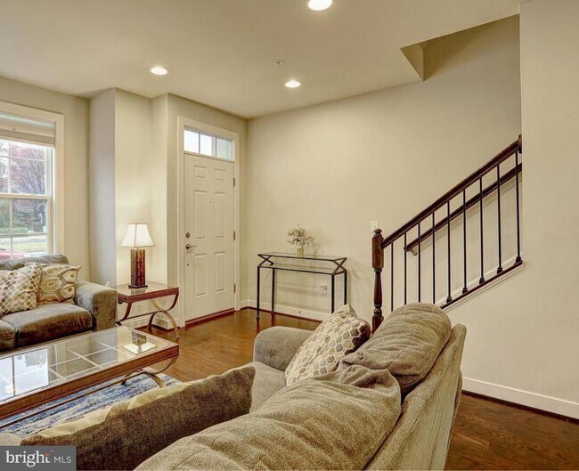 Foto del edificio - 9764 Fields Rd