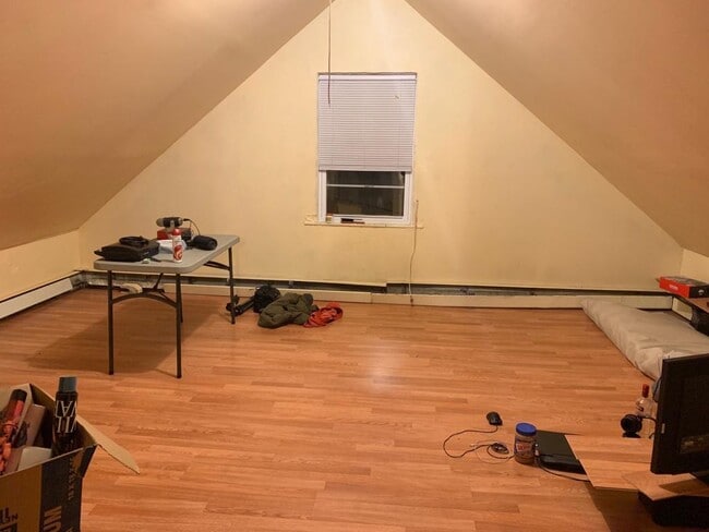 2nd floor Large hall - 152 8th St Apt 1