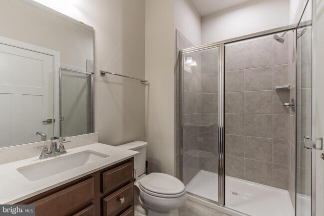 Building Photo - 718 Wallasey Dr