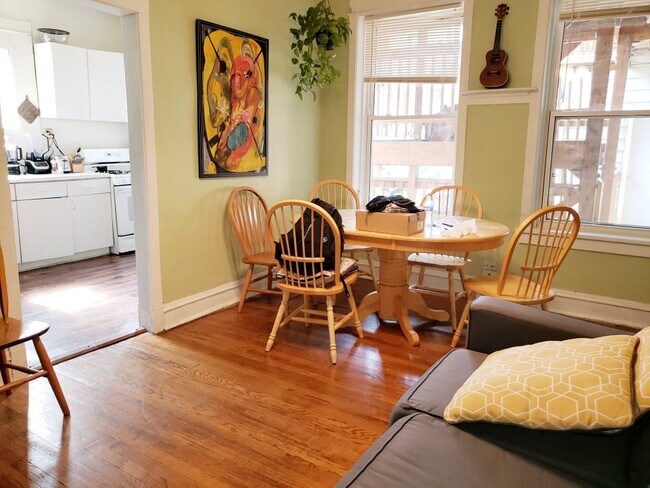 Foto del edificio - 3508 N Broadway