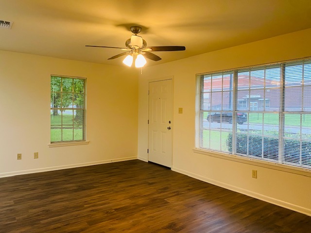 Foto del edificio - 1005 Waco St