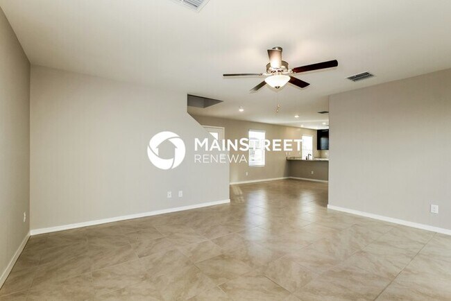 Foto del edificio - 3 Bedroom Pet-Friendly Home in Phoenix, AZ...