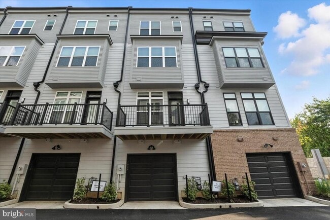Building Photo - 2016 Tysons Ridgeline Rd