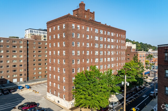 Wellington - Wellington Apartments