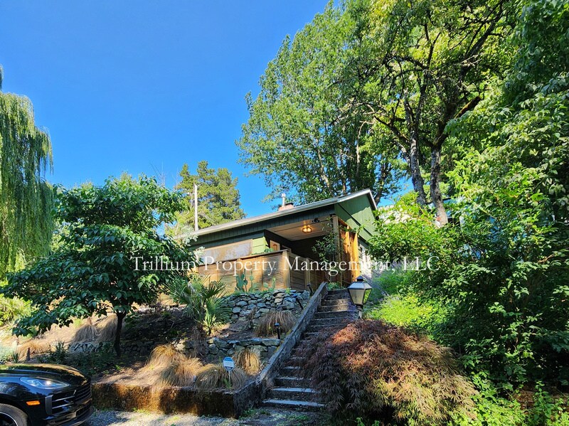 Photo - 3206 SW 13th Ave.