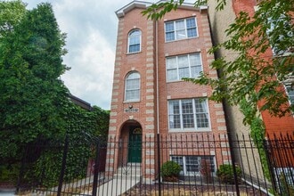 Building Photo - 1420 W Ohio St