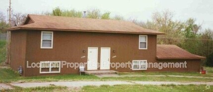 Building Photo - 1304 Randall Rd
