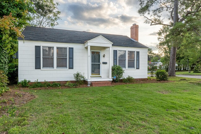 Building Photo - 2164 Telfair St