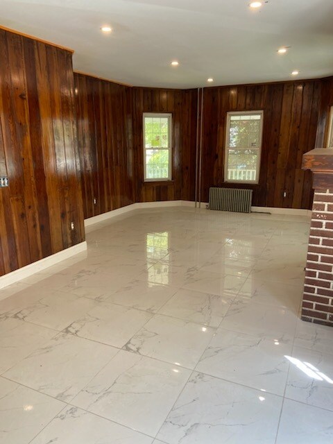 Foto del edificio - 99 Hillcrest Ave