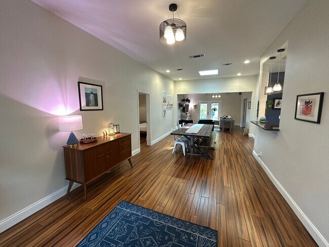 Foto del edificio - *COMING SOON* Updated Home Near Downtown – EV Charger, Office & Outdoor Oasis!