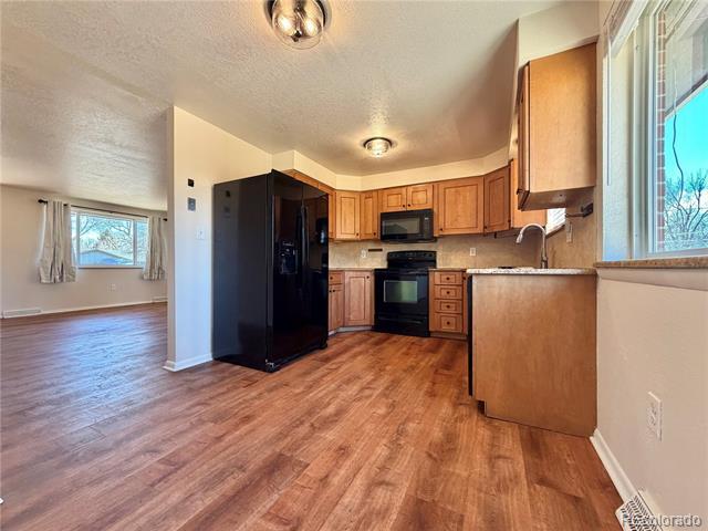 Building Photo - 4683 Holland St