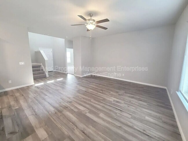 Foto del edificio - 1708 Crimson Lake Blvd