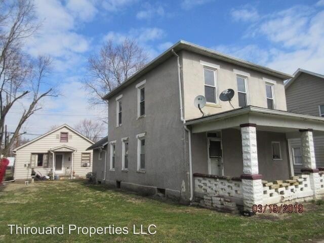 Building Photo - 64 Poplar Ave