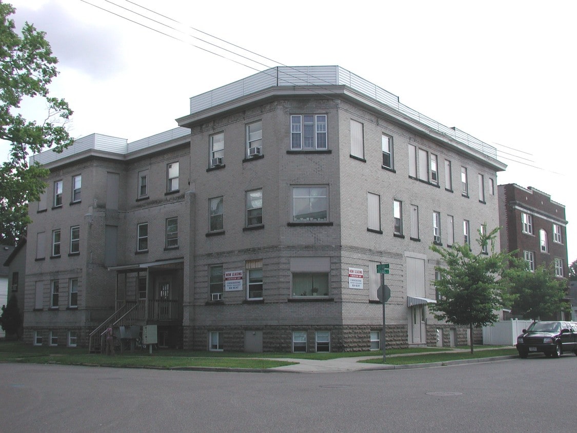 Primary Photo - 920 Oxford Ave