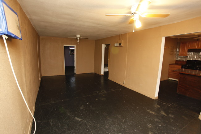Foto del edificio - 2911 Dawson St
