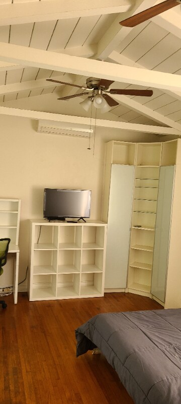Foto del edificio - 4444 W 63rd St