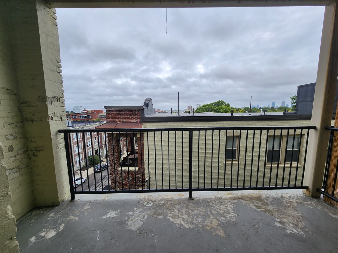 Foto del edificio - 85 Brainerd Rd