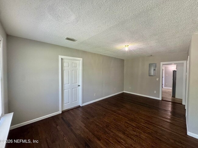 Building Photo - 3508 Myra St