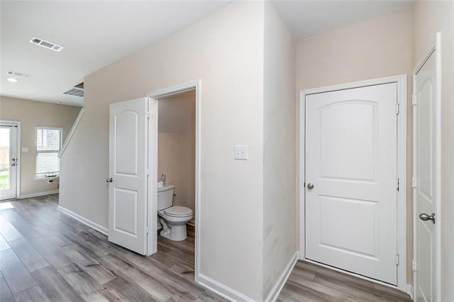 Building Photo - 337 Blue Buffalo St