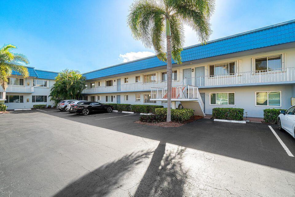 316 Southwind Ct Unit 208, North Palm Beach, FL 33408 Condo for Rent