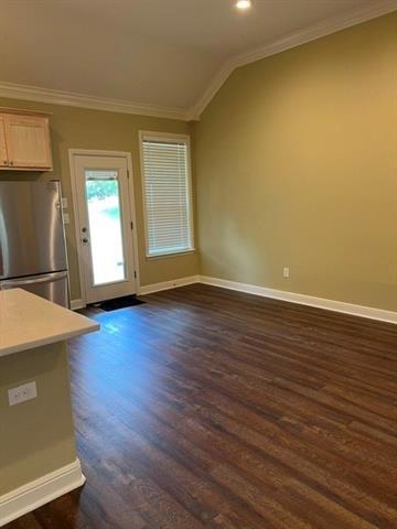 Building Photo - 12600 Plassmeyer Ct