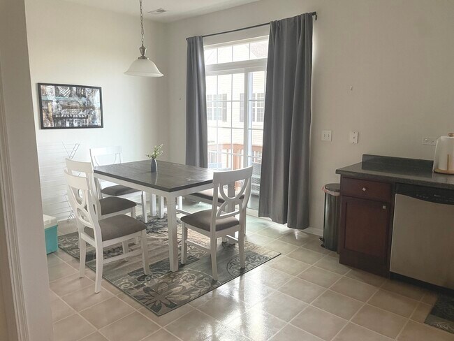 Foto del edificio - 3746 Bailey Rd
