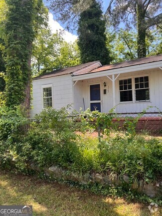Building Photo - 2760 Date Ave